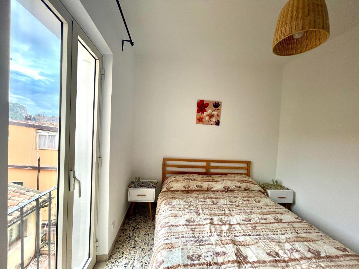 Majolica Taormina Bed & Breakfast ภายนอก รูปภาพ