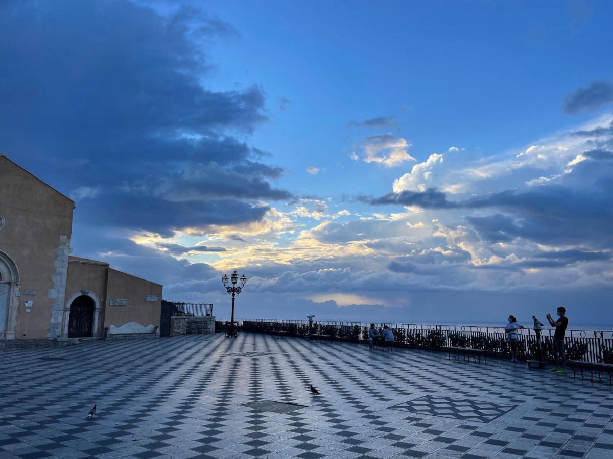 Majolica Taormina Bed & Breakfast ภายนอก รูปภาพ